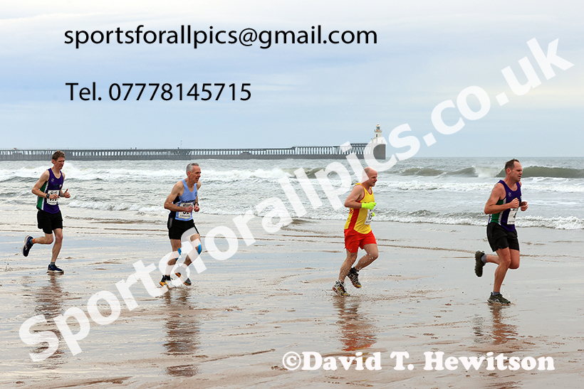 The 2024 Blyth Beach Run, Northumberland.   Photo: David T. Hewitson/Sports for All Pics